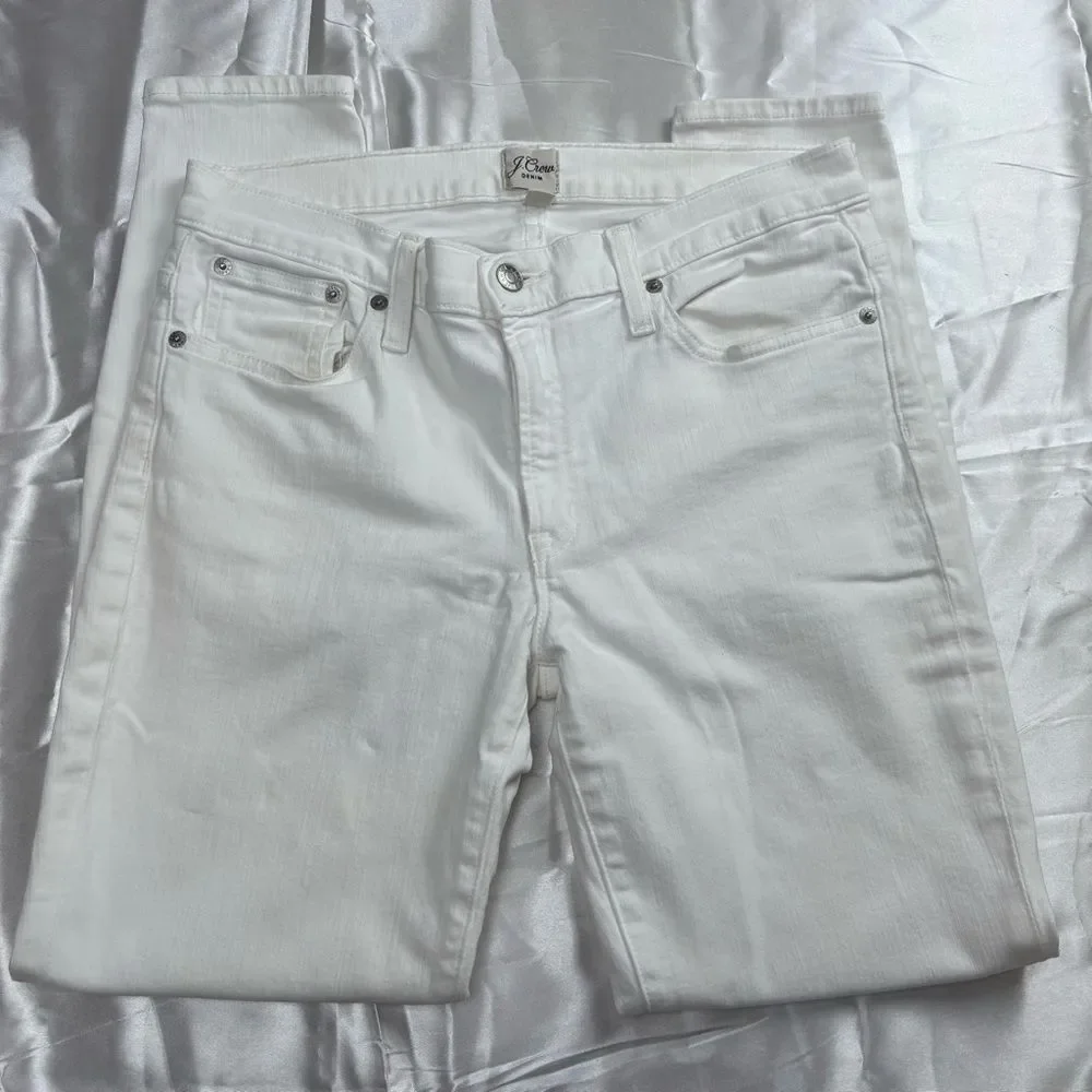 J. Crew Women’s Slim White Jeans. Size 30. Cool Look!  Nice Condition!